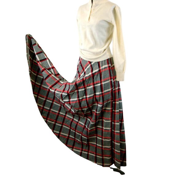 Dresses & Skirts - 1970s maxi skirt pleated tweed plaid long skirt black red white Size S